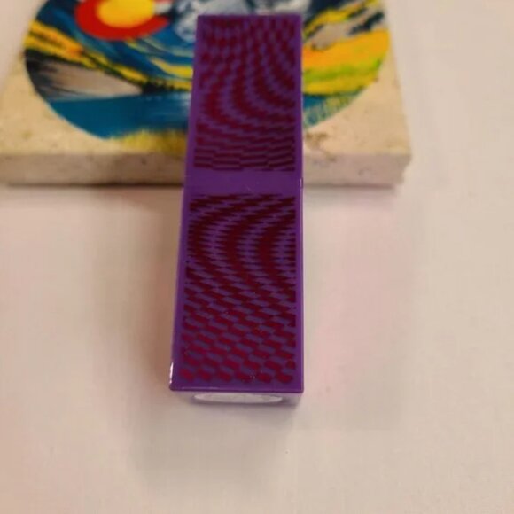 Willy Wonka x REVOLUTION "Wonka Lipstick" - creamy brown - Picture 11 of 12